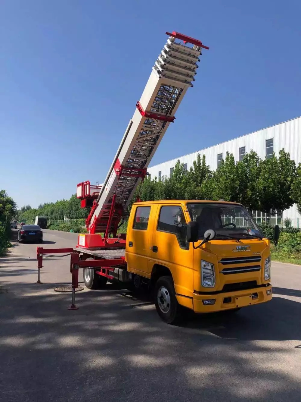 冷水滩附近的云梯车出租服务：轻松解决高空作业需求