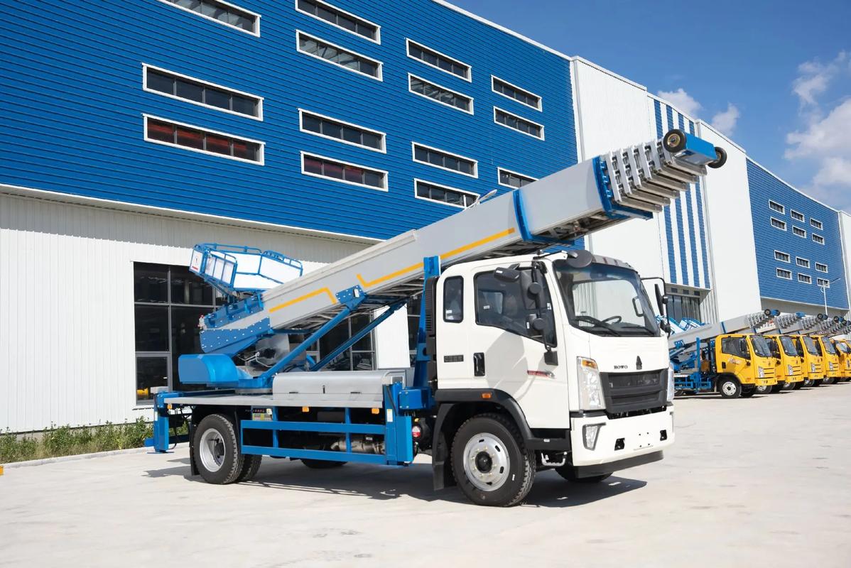 冷水滩出租云梯车高空作业车 建筑垃圾搬运